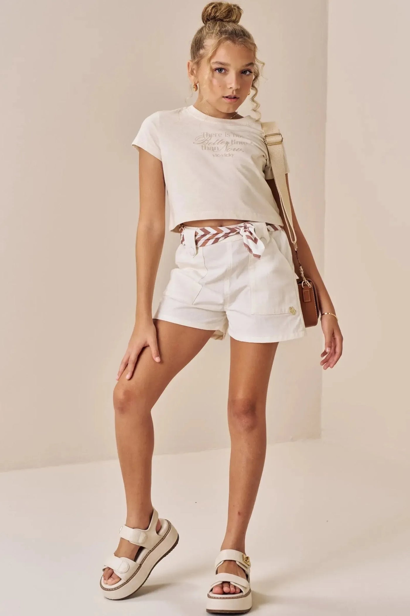 Camiseta Cropped Over em Meia Malha 86897 Vic&Vicky Teen Menina