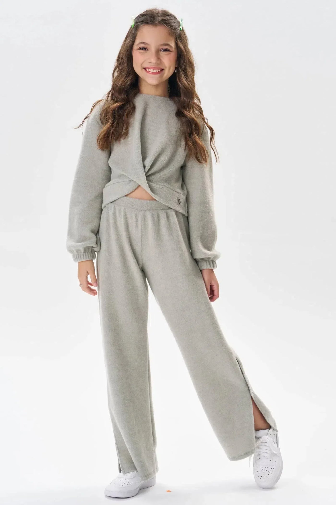 Conjunto de Blusão Cropped Over e Wide Leg em Tricot Soft 81035 Vic&Vicky Teen Menina